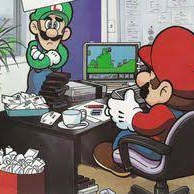 Illustration eines persönlichen Avatars im Stil einer Videospiel-Figur: Ein lächelnder Charakter mit Bart und Brille, inspiriert vom klassischen Retro-Design.